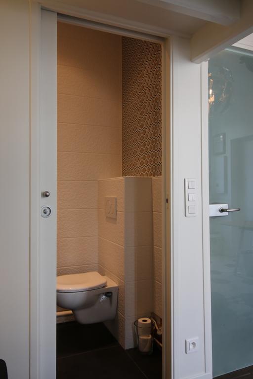 Le Petit Lys Apartment Венсен Екстериор снимка